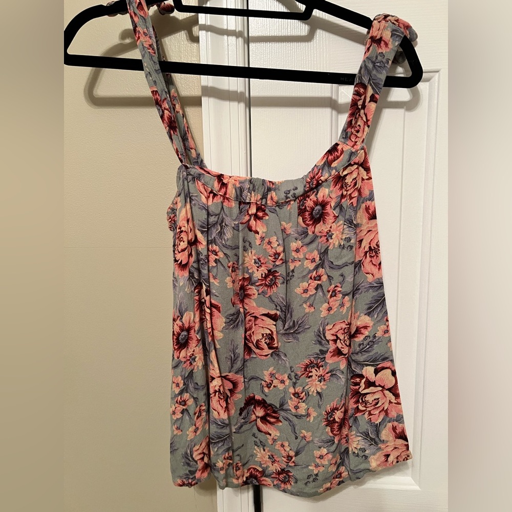 American Eagle Floral Too, Size L